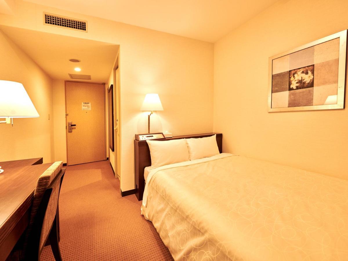 Hotel Courtland Nagano Bagian luar foto